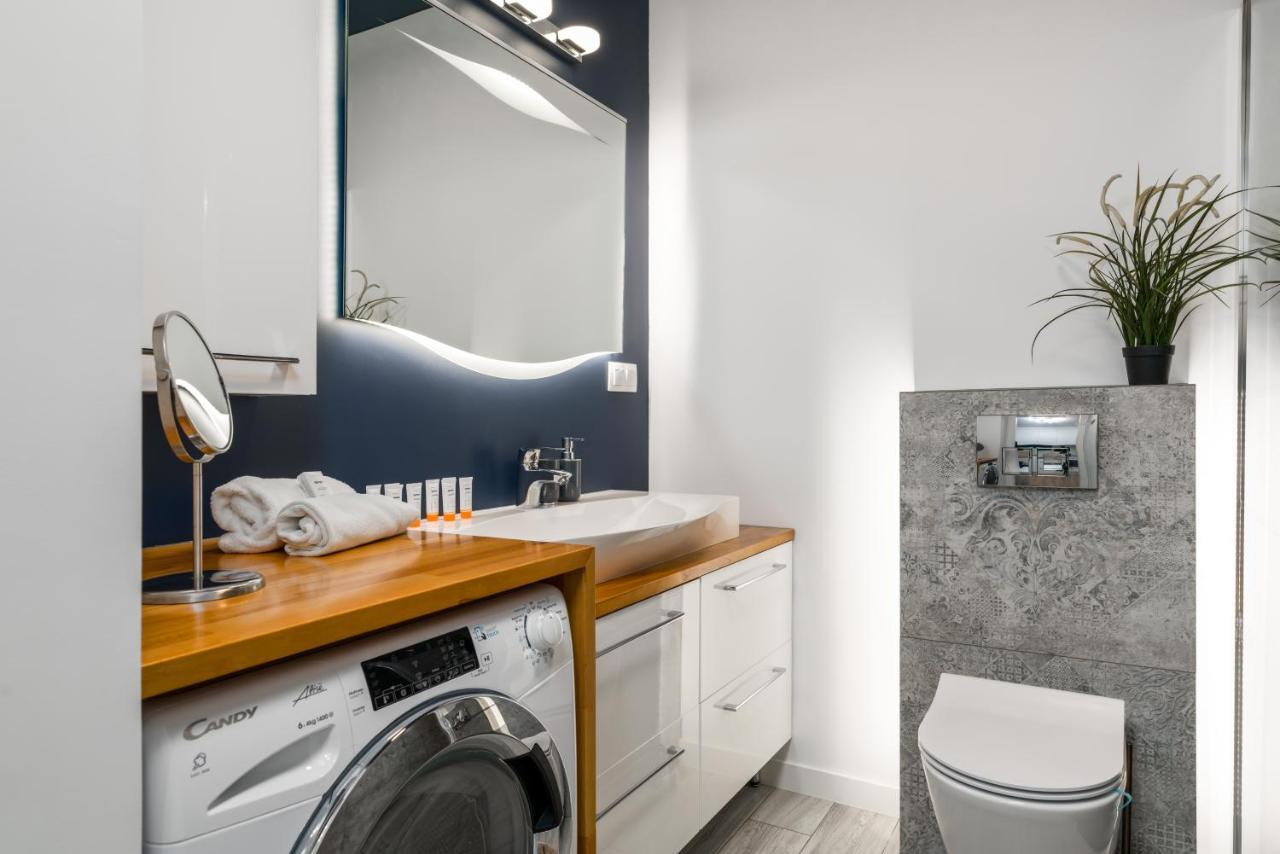 Villa Venecja Apartment Chwaliszewo With Free Garage City Center By Noclegi Renters Poznan Dış mekan fotoğraf