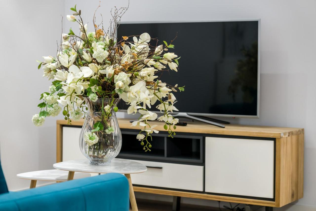 Villa Venecja Apartment Chwaliszewo With Free Garage City Center By Noclegi Renters Poznan Dış mekan fotoğraf
